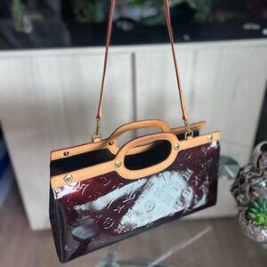 louis vuitton vernis roxybury drive clutch